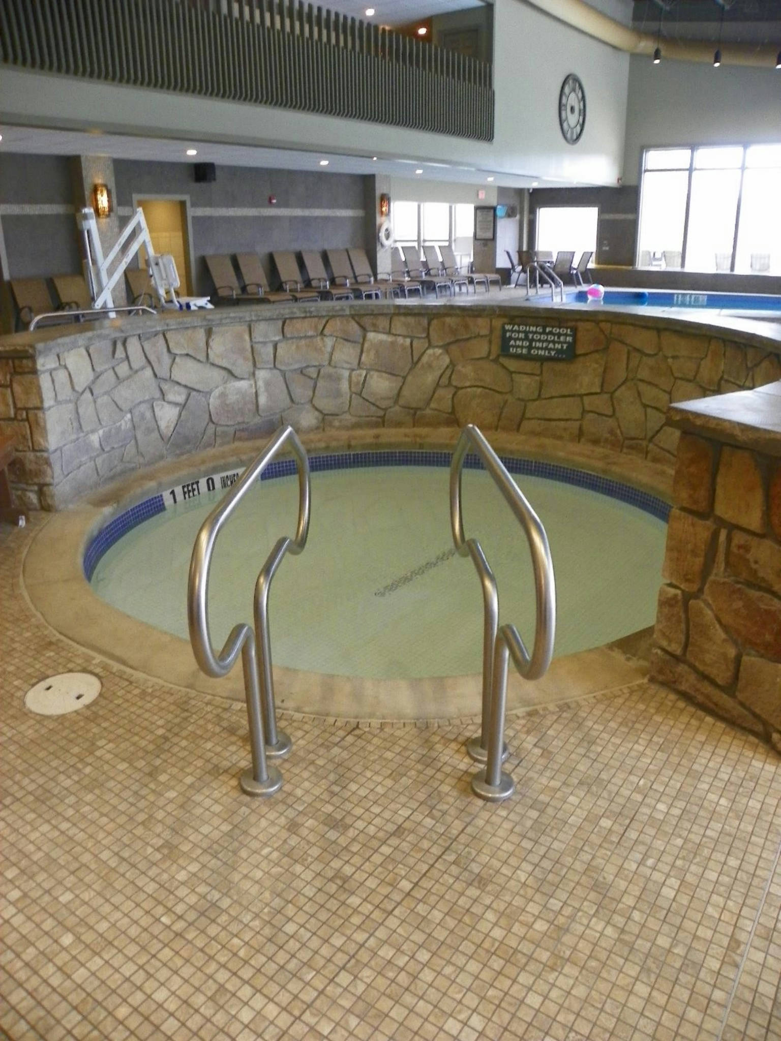 WOODLOCH LODGE | Qualis Ceramica